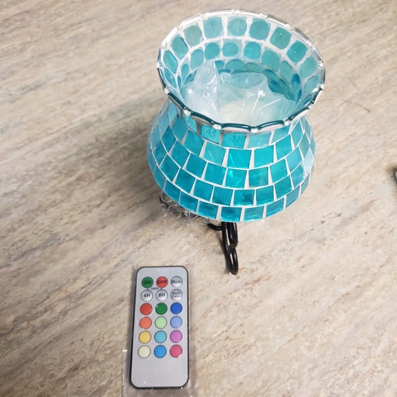 NIB Mosaic glass lamp w remote/ wrought iron stand - Picture 4 of 7